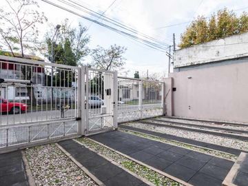 Departamento Tipo Casa en venta en Lanus Oeste