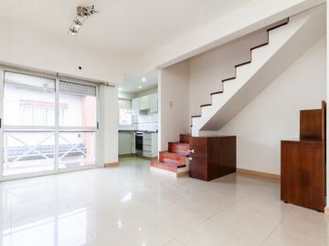 Departamento Tipo Casa en venta en Lanus Oeste