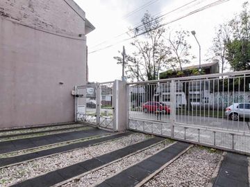 Departamento Tipo Casa en venta en Lanus Oeste