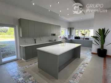 Casa en Venta en Condominio la colonia, Ciudad de Cabrero