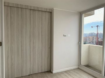 Departamento en Venta en Zañartu, Metro Rodrigo de Araya. Por Viaje Vendo. Novación hipotecaria tasa 3%