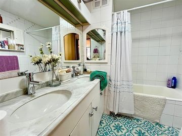 Departamento en Venta en Dr Roberto del Rio 900-1000