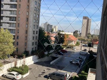 Departamento en Venta en a 1 cuadra del cementerio general y a 2 cuadras de avenida independencia, cerca metro plaza Chacabuco
