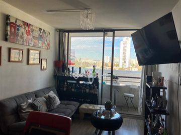 Departamento en Venta en a 1 cuadra del cementerio general y a 2 cuadras de avenida independencia, cerca metro plaza Chacabuco