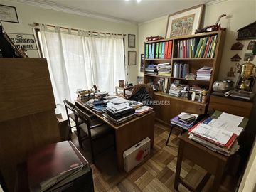 Casa en Venta en Cerca de Apumanque | Casa en Venta 4D3B | Las Condes | One Propiedades