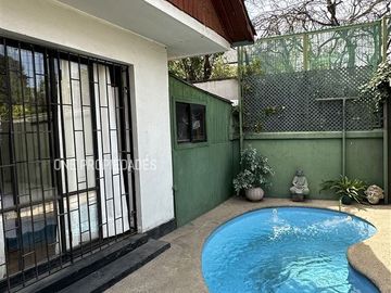 Casa en Venta en Cerca de Apumanque | Casa en Venta 4D3B | Las Condes | One Propiedades