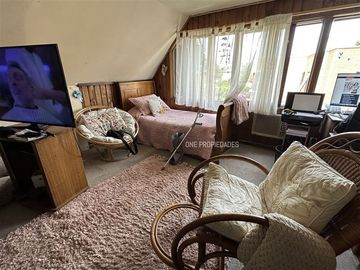 Casa en Venta en Cerca de Apumanque | Casa en Venta 4D3B | Las Condes | One Propiedades