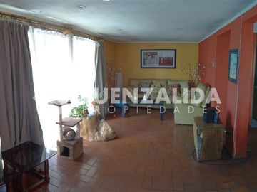 Casa en Venta en Villa Santa Carolina