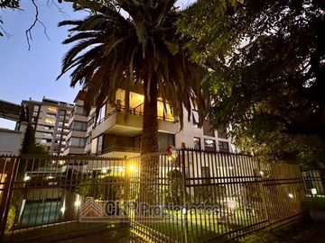 Departamento en Venta en BARRIO LAS FLORES/ LAS VIOLETAS / 2 ESTACIONAMIENTOS PARALELOS !!