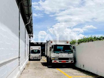 En venta Galpón Carcelén Industrial