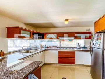 Suite en venta sector Granda Centeno