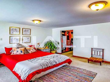Suite en venta sector Granda Centeno
