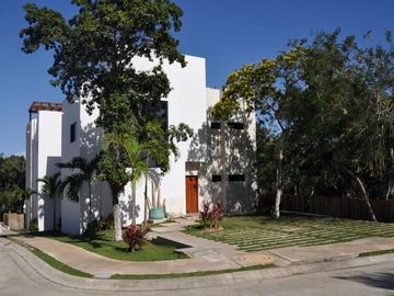 Villa Eva –Casa de lujo en venta en Grand Bahía Príncipe