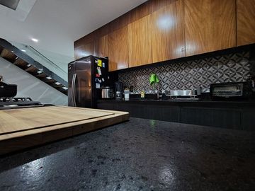 CASA EN VENTA EN VALLE IMPERIAL