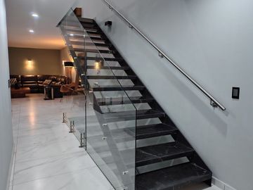 CASA EN VENTA EN VALLE IMPERIAL