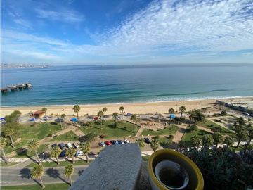 SE VENDE  DEPARTAMENTO CON VISTA PANORAMICA  EN VIÑA DEL MAR