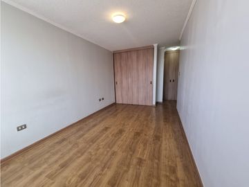 EN VENTA DPTO EN  OVIEDO CAVADA  2D 2B