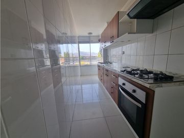 EN VENTA DPTO EN  OVIEDO CAVADA  2D 2B