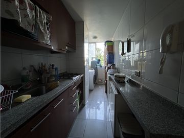 EN VENTA dpto MACUL av. escuela agricola ESTILO MARIPOSA