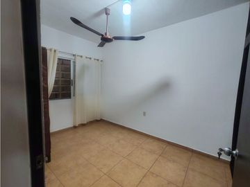 HERMOSA CASA EN COL. LOS TRABAJADORES
