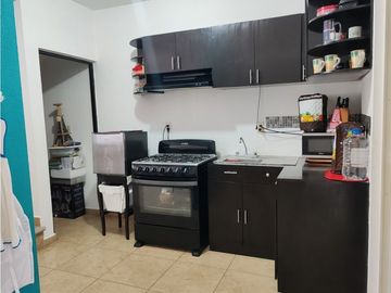 HERMOSA CASA EN COL. LOS TRABAJADORES
