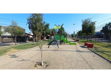 Tu Hogar Ideal con Jardín en San Bernardo