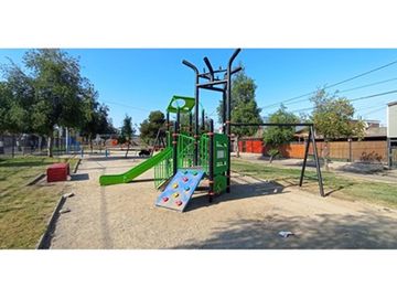Tu Hogar Ideal con Jardín en San Bernardo