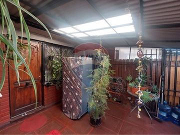 ACOGEDORA CASA EN LA GRANJA, IDEAL PARA LA FAMILIA
