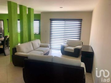 VENTA DE CASA EN FRACC. COLINAS DEL SALTITO