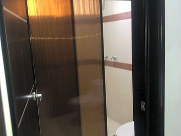 VENTA DE CASA EN FRACC. COLINAS DEL SALTITO