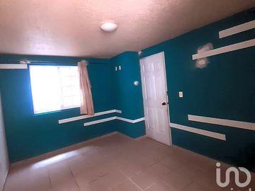 Departamento en Venta  en Col. Tenayo, planta baja, zotehuela privada