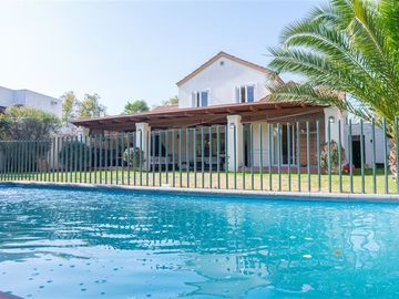 Casa en Venta en Condominio Las Flores