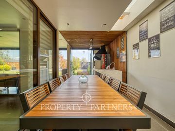 Preciosa casa mediterránea a la venta en La Reina