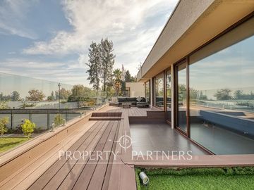 Preciosa casa mediterránea a la venta en La Reina