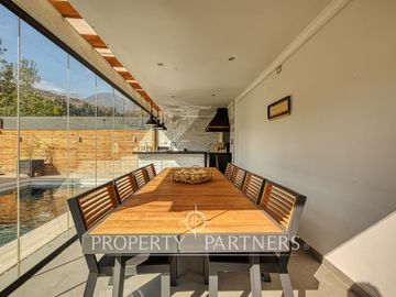 Preciosa casa mediterránea a la venta en La Reina