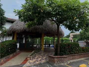 Hermosa casa de descanso en venta o arriendo en Flandes tolima