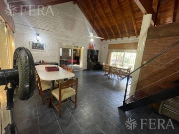 Venta casa quinta 3 ambientes con piscina en El Pato