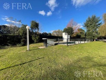 Venta casa quinta 3 ambientes con piscina en El Pato