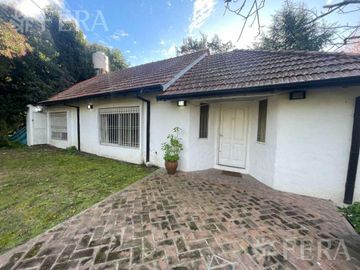 Venta casa quinta 3 ambientes con piscina en El Pato