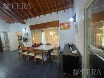Venta casa quinta 3 ambientes con piscina en El Pato
