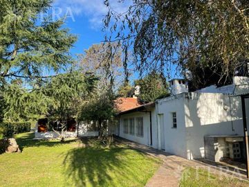 Venta casa quinta 3 ambientes con piscina en El Pato