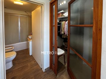 Departamento de 3 ambientes en Venta, con vista al lago central y pileta y amenities. ESCRITURADO.