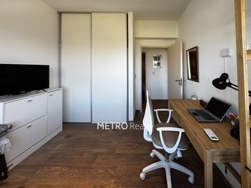 Departamento de 3 ambientes en Venta, con vista al lago central y pileta y amenities. ESCRITURADO.
