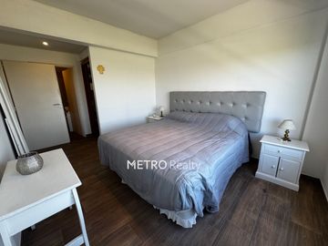 Departamento de 3 ambientes en Venta, con vista al lago central y pileta y amenities. ESCRITURADO.