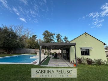 Casa quinta en venta en Lujan