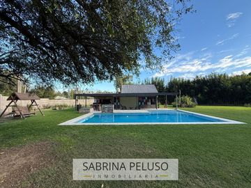 Casa quinta en venta en Lujan
