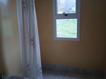 CASA A LA VENTA,  3 DORMITORIOS EN UNA PLANTA BARRIO CERRADO SAN PABLO