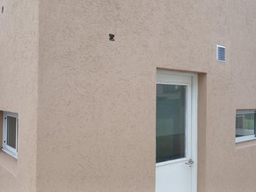 CASA A LA VENTA,  3 DORMITORIOS EN UNA PLANTA BARRIO CERRADO SAN PABLO