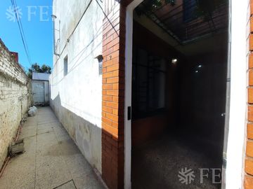 Venta de PH 4 ambientes con patio en Don Bosco