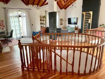 Casa en venta - 4 Dormitorios 4 Baños - Esteban Echeverría